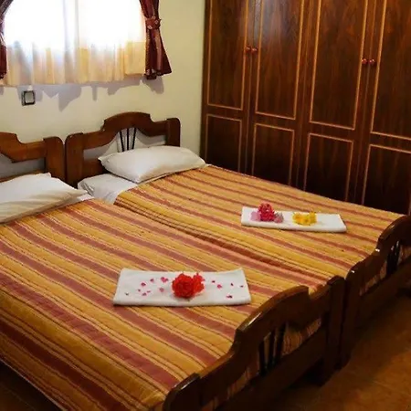 Stegna Ilion Hotell